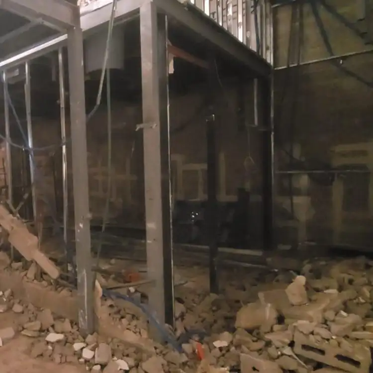 demolicion-local-shopping-via-solution